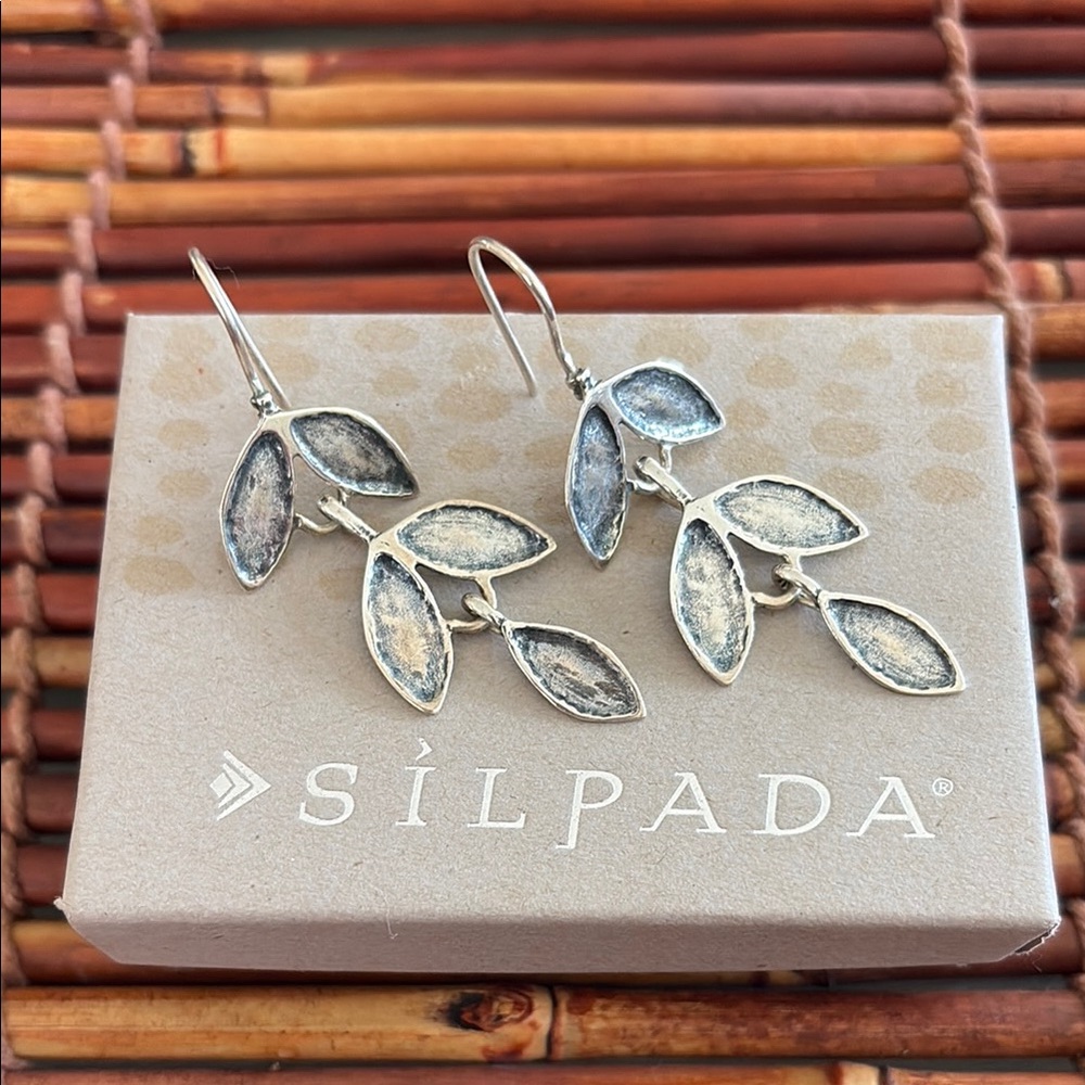Silpada Sterling Silver Leaf Design Earrings Dangle